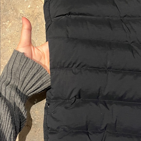 Lululemon Men’s Navigation Down Vest - Picture 6 of 9